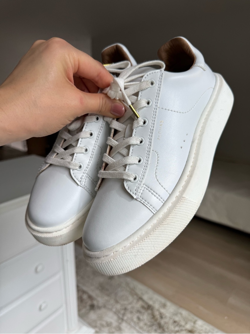ALOHAS Leather Sneakers | Made in Italy | EU 40 - Picture 15 of 16